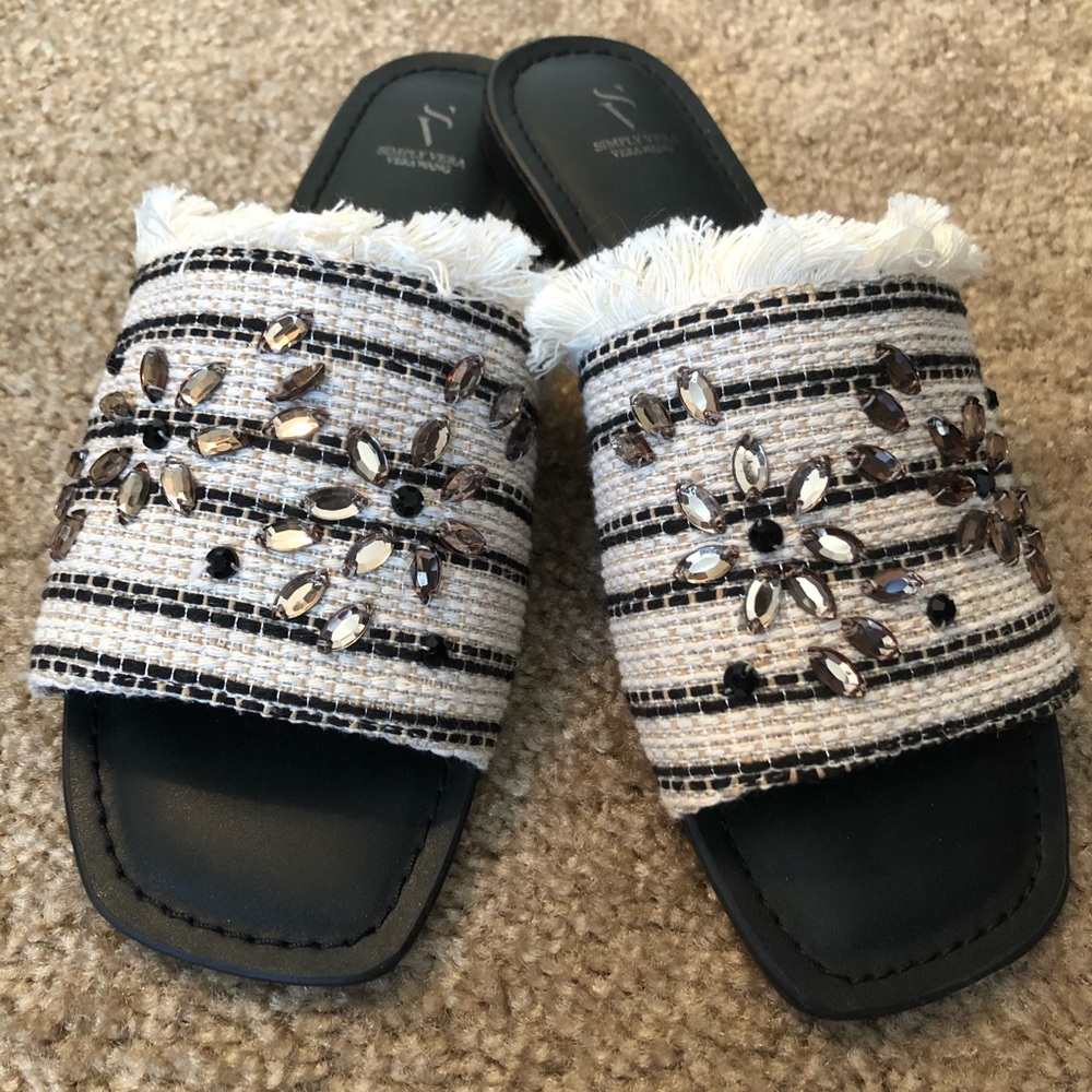 Vera wang flats